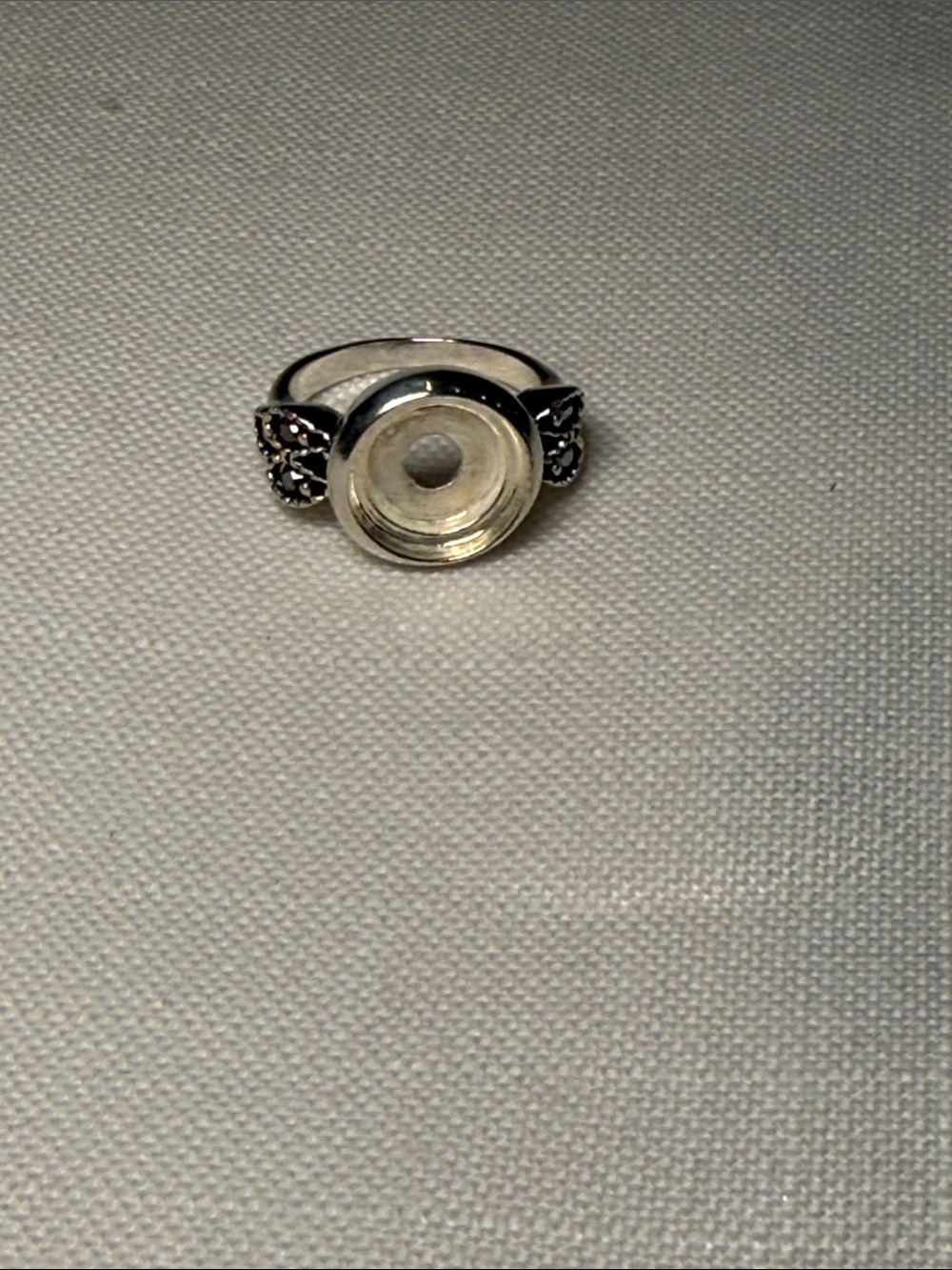 Lotti Dotties Black Rhinestone Flower Interchangeable Ring Base Size 7 - Picture 5 of 5